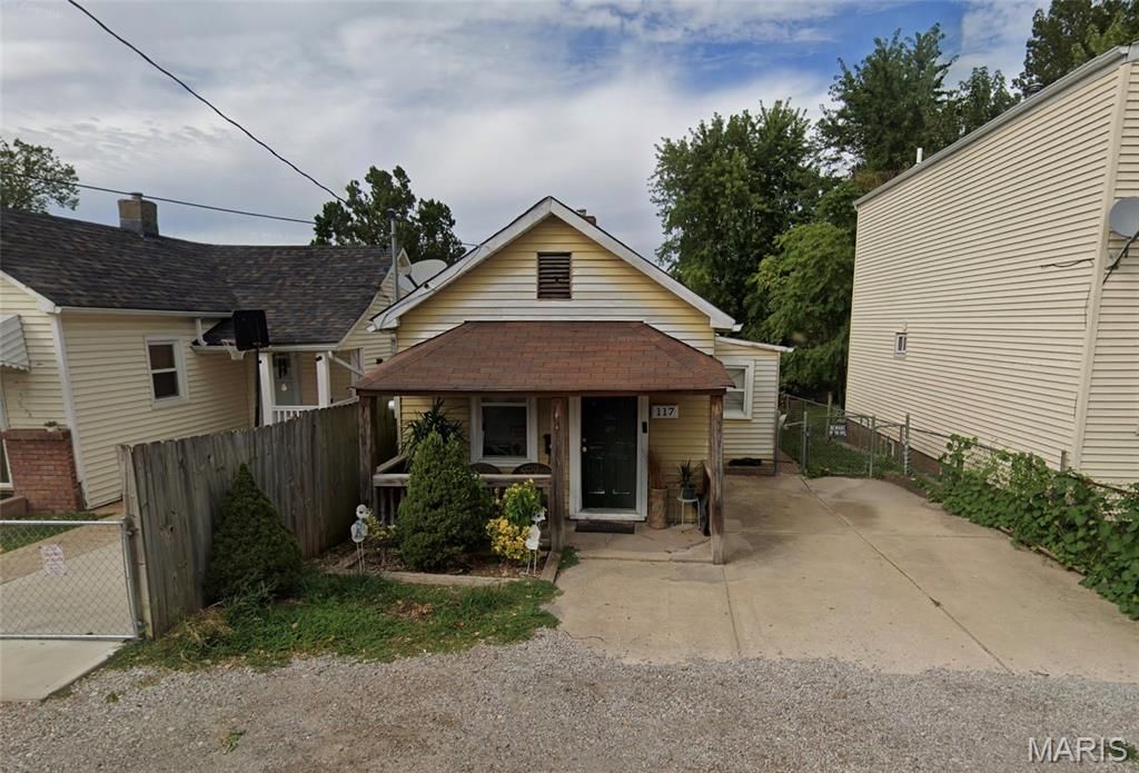 117 W Cartwright Avenue, Unincorporated, MO 63125