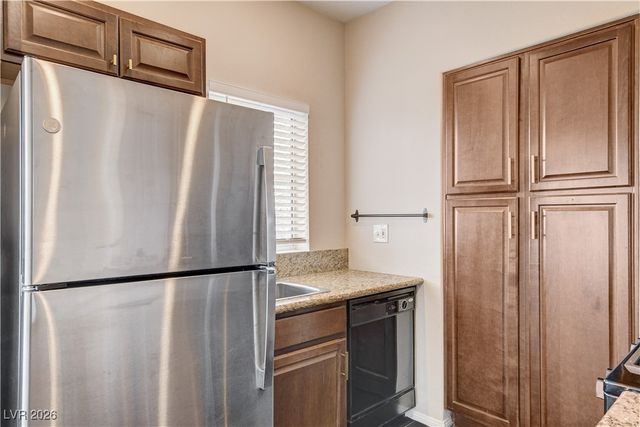 1310 Red Gable Lane 203, Las Vegas, NV 89144