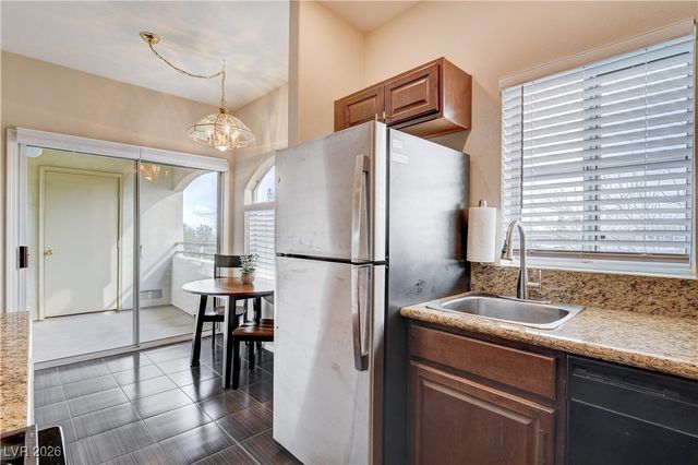 1310 Red Gable Lane 203, Las Vegas, NV 89144