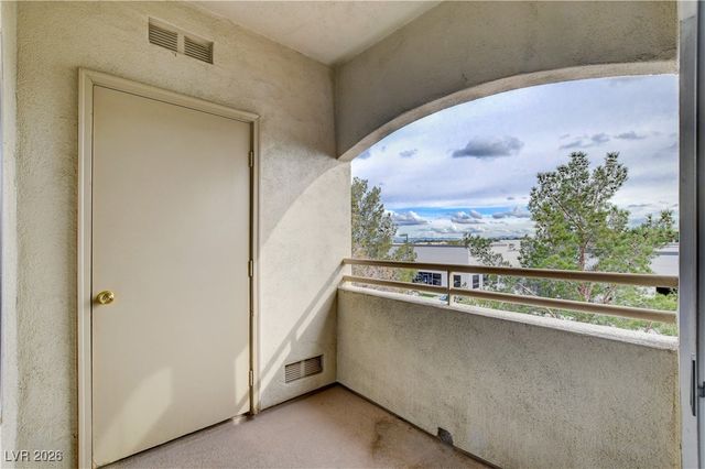 1310 Red Gable Lane 203, Las Vegas, NV 89144