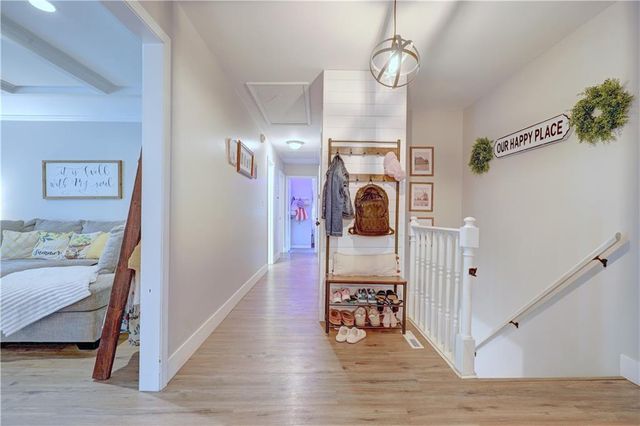 2420 SW Rome Court, Blue Springs, MO 64015