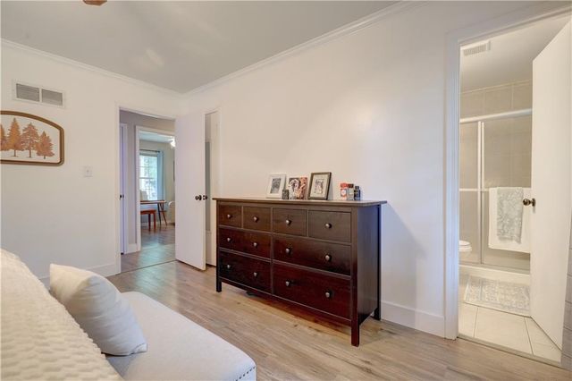 2420 SW Rome Court, Blue Springs, MO 64015