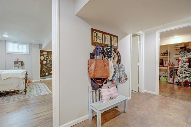 2420 SW Rome Court, Blue Springs, MO 64015