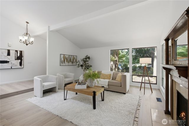 21926 SE 37th Street, Sammamish, WA 98075