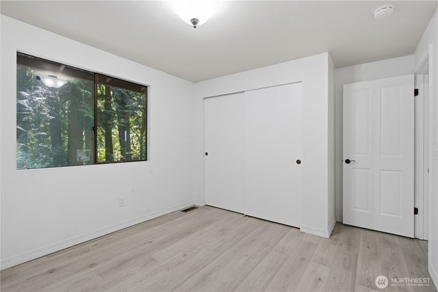 21926 SE 37th Street, Sammamish, WA 98075