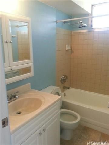 1060 Kamehameha Highway 3204B, Pearl City, HI 96782