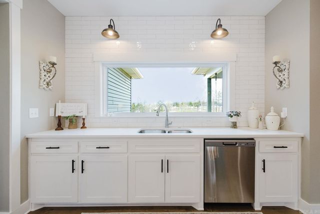 9250 Gunter Loop, Benton, AR 72019