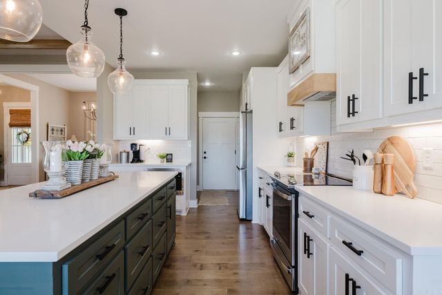 9250 Gunter Loop, Benton, AR 72019