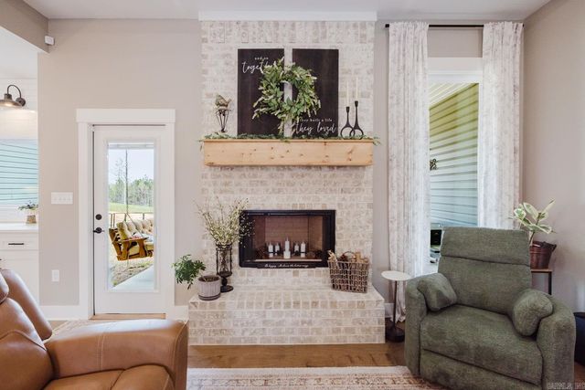 9250 Gunter Loop, Benton, AR 72019