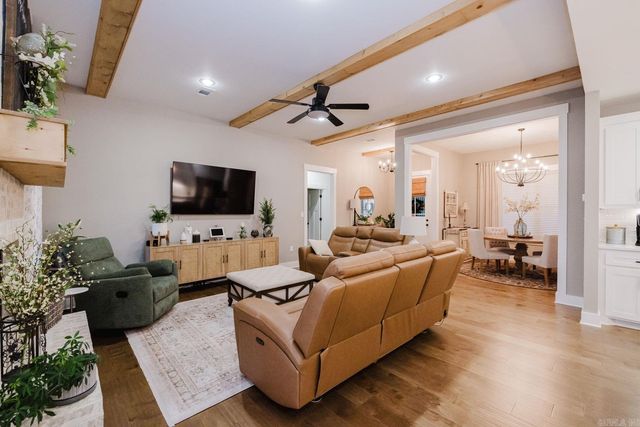 9250 Gunter Loop, Benton, AR 72019