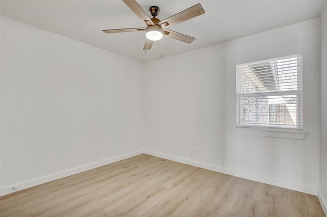 1402 Valleyridge CIR B, Austin, TX 78704