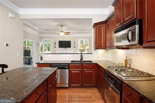 1404 Lexington Drive, Roswell, GA 30075