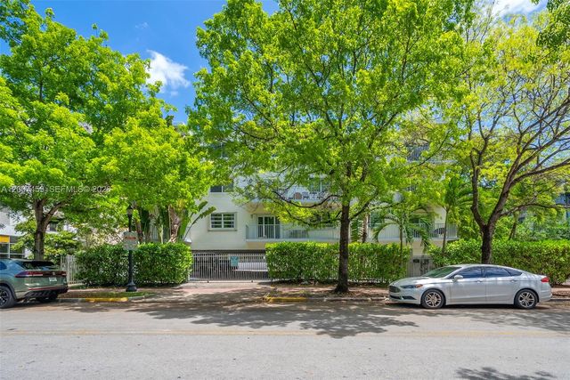 301 Michigan Ave 403, Miami Beach, FL 33139