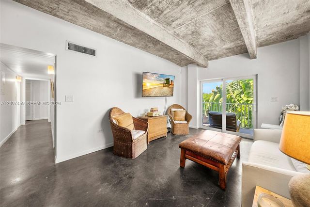 301 Michigan Ave 403, Miami Beach, FL 33139