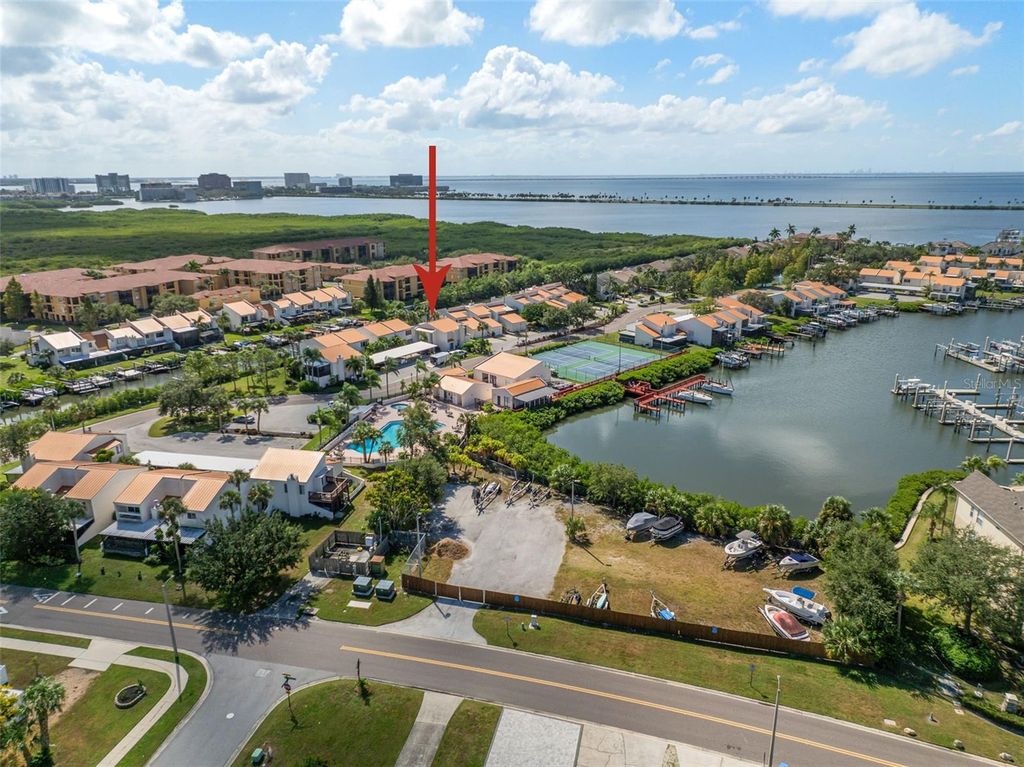 Image 52 of property listing at 4321 HARBOR HOUSE DRIVE, Tampa, FL 33615