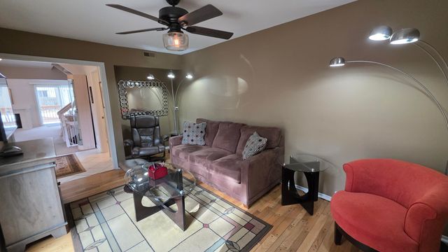 5256 Wright Way E, West Bloomfield, MI 48322