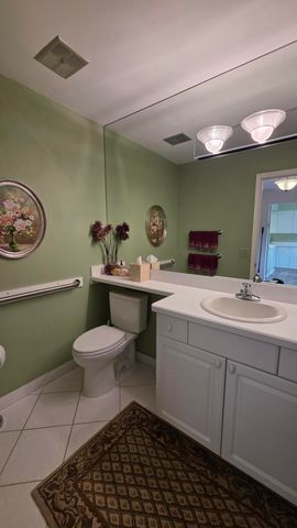 5256 Wright Way E, West Bloomfield, MI 48322