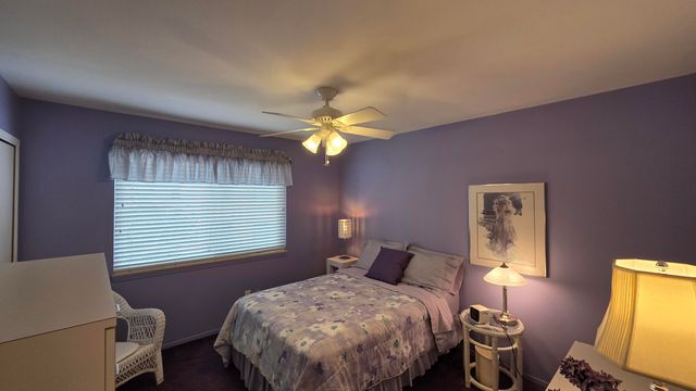 5256 Wright Way E, West Bloomfield, MI 48322