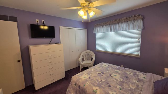 5256 Wright Way E, West Bloomfield, MI 48322