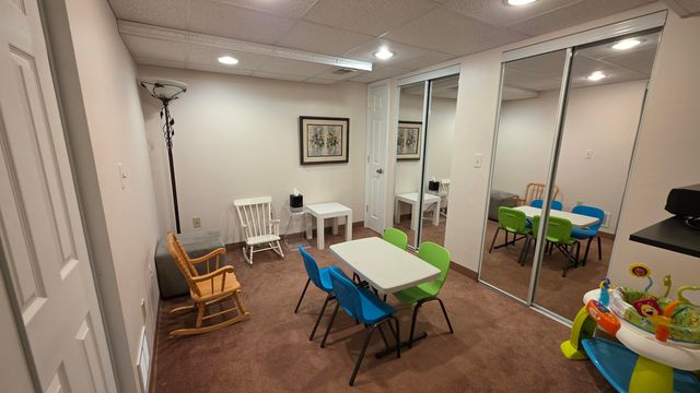 5256 Wright Way E, West Bloomfield, MI 48322