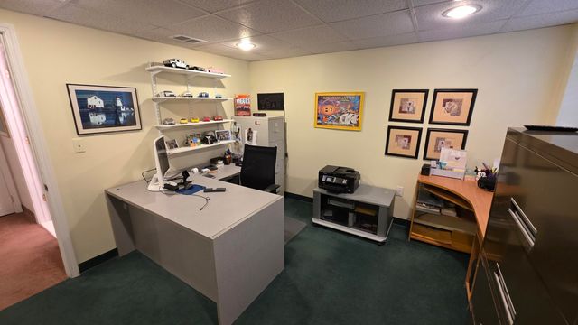 5256 Wright Way E, West Bloomfield, MI 48322