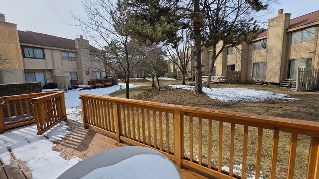 5256 Wright Way E, West Bloomfield, MI 48322