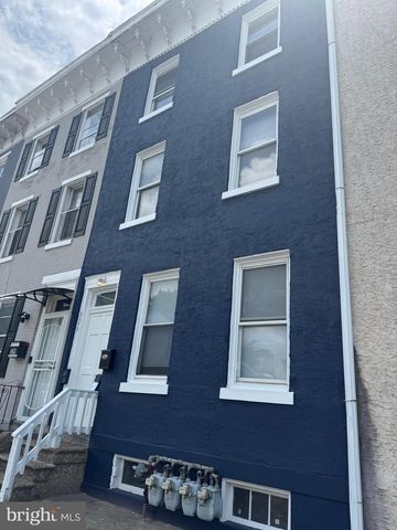 326 E AIRY ST #1, Norristown, PA 19401