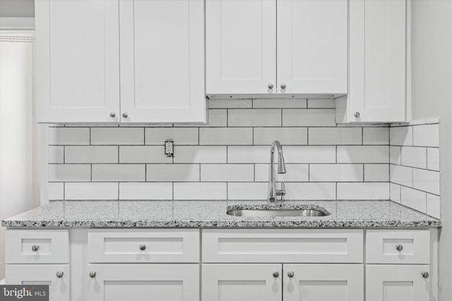 326 E AIRY ST #1, Norristown, PA 19401