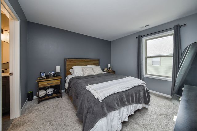 1348 Mc Dowell Road 204, Naperville, IL 60563