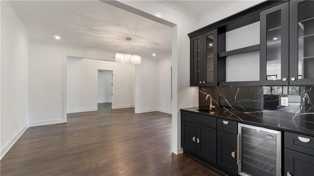 208 Indian Hills Trail, Marietta, GA 30068