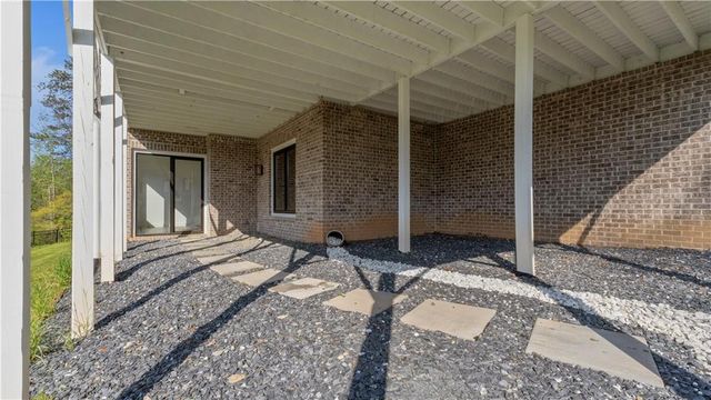 208 Indian Hills Trail, Marietta, GA 30068