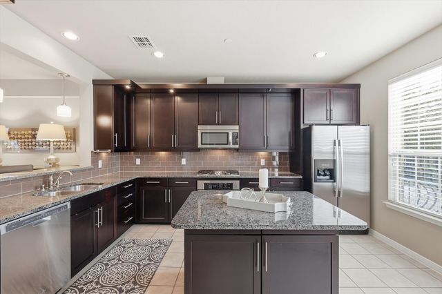 3941 Asbury Lane, Addison, TX 75001