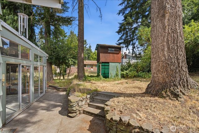 19910 Wallingford Avenue N, Shoreline, WA 98133
