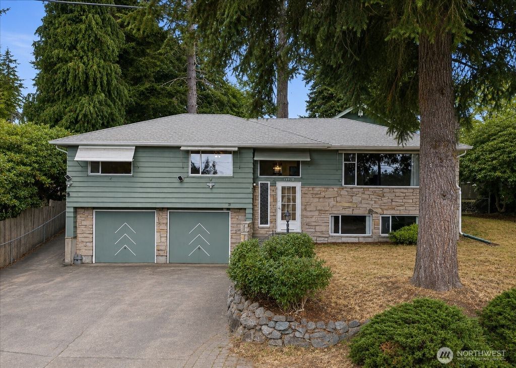 19910 Wallingford Avenue N, Shoreline, WA 98133