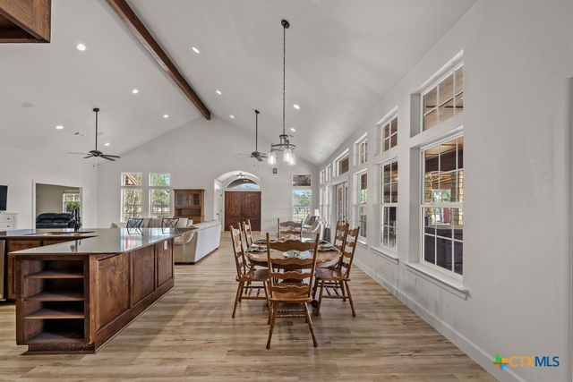 2795 W Highway 290, Dripping Springs, TX 78620