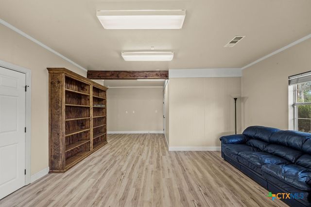 2795 W Highway 290, Dripping Springs, TX 78620