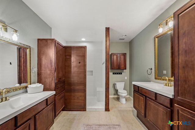 2795 W Highway 290, Dripping Springs, TX 78620