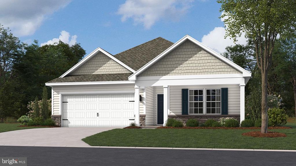 130 AMBER LN, York, PA 17404