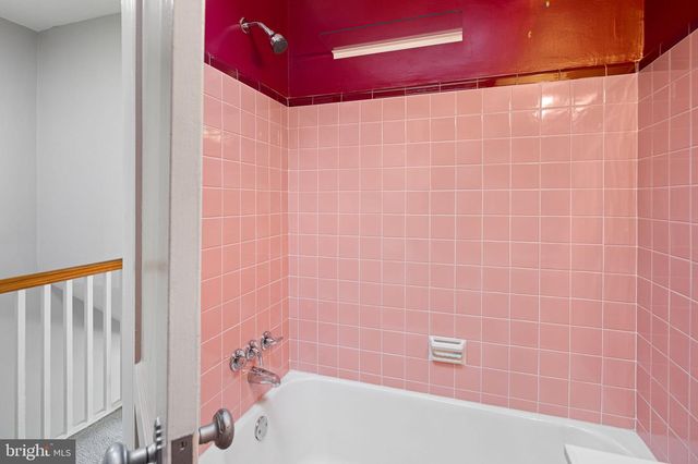 6530 KINDRED ST, Philadelphia, PA 19149