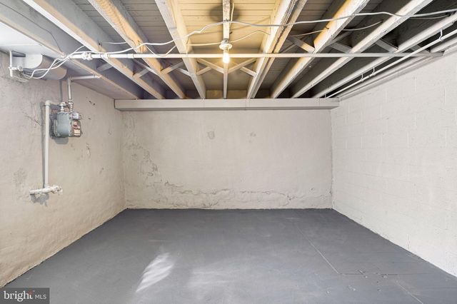 6530 KINDRED ST, Philadelphia, PA 19149