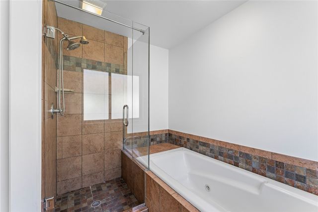 506 Maci Court, Siloam Springs, AR 72761