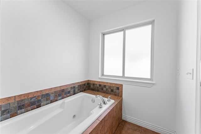 506 Maci Court, Siloam Springs, AR 72761