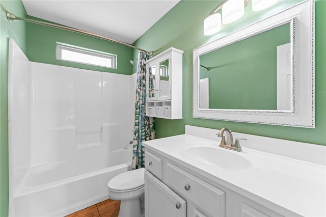 506 Maci Court, Siloam Springs, AR 72761