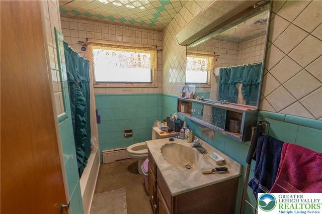 3901 Grant Street, Washington Twp, PA 18079
