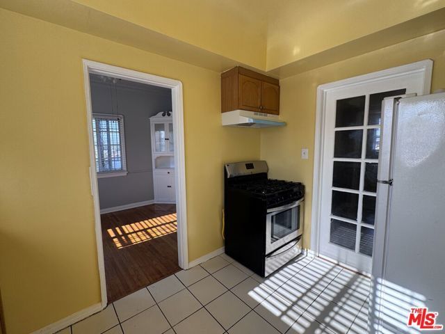 1722 W 79th Street, Los Angeles, CA 90047