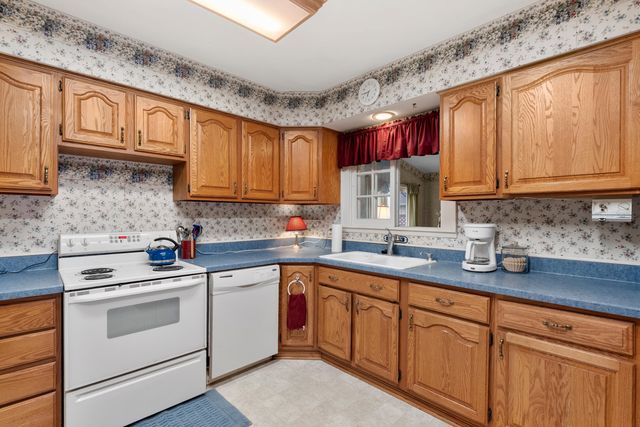 205 Eastway Drive S, Battle Creek City, MI 49015
