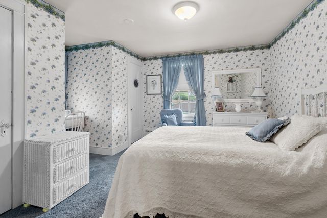 205 Eastway Drive S, Battle Creek City, MI 49015
