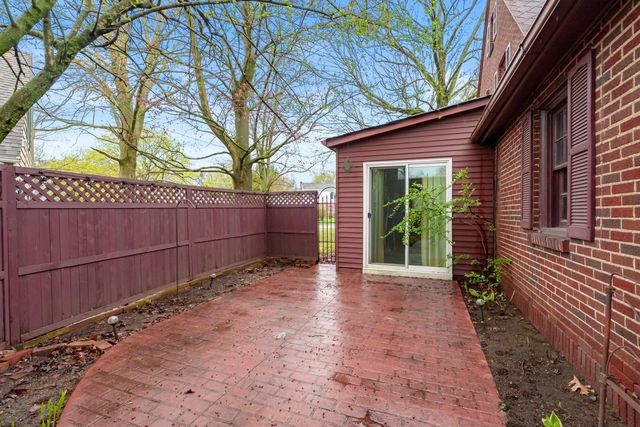 205 Eastway Drive S, Battle Creek City, MI 49015