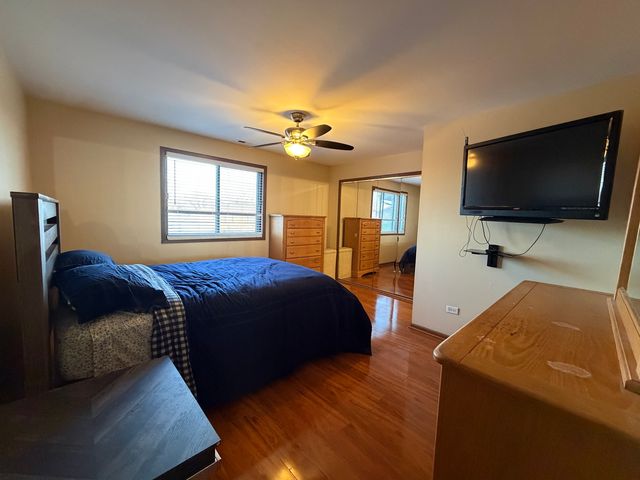 15723 Peggy Lane 12, Oak Forest, IL 60452