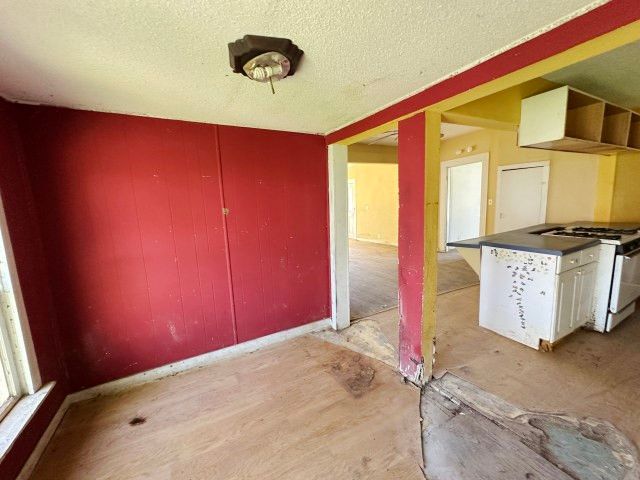 201 E San Antonio Avenue, Cooper, TX 75432